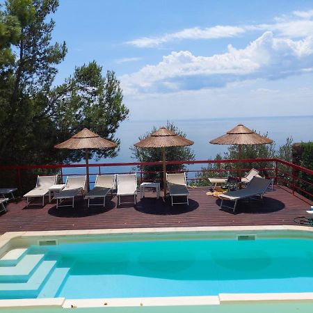 Resort Luna Rossa Сперлонга Екстериор снимка